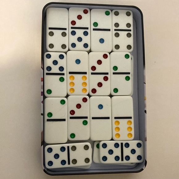 Cardinal Double-Six Dominoes Set - Picture 3 of 4